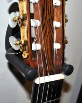 Guitar hanger